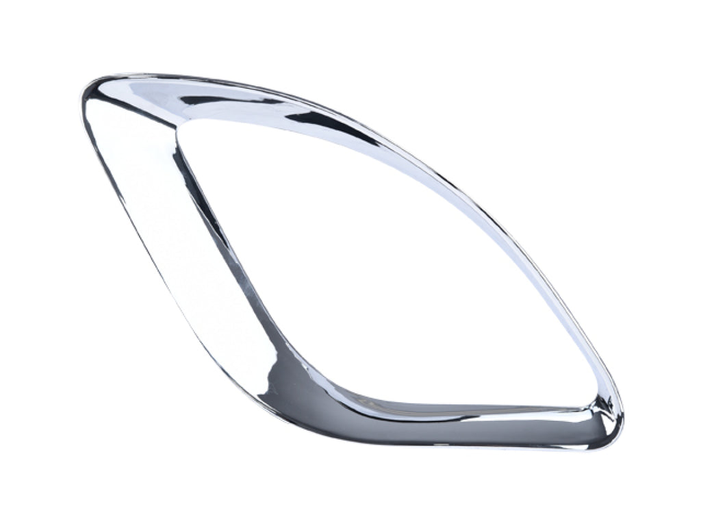 Moldura Rejilla Delantera Izquierda TYI 011-1605-11