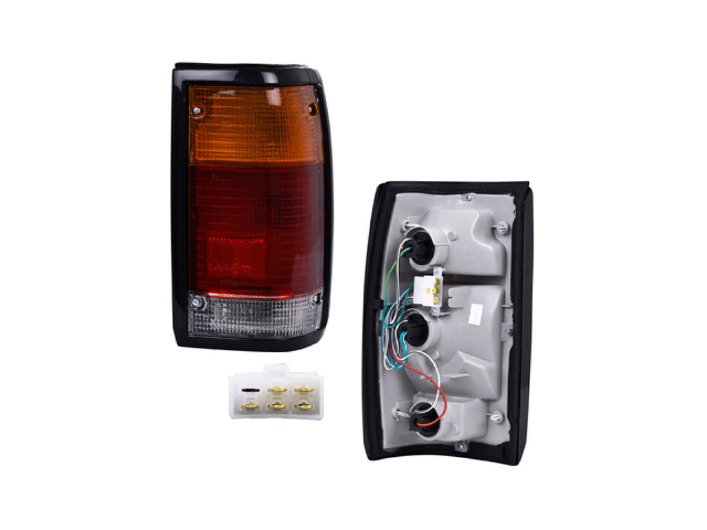 Calavera Derecha DEPO 017-1905-00